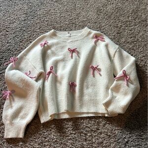Bow sweater